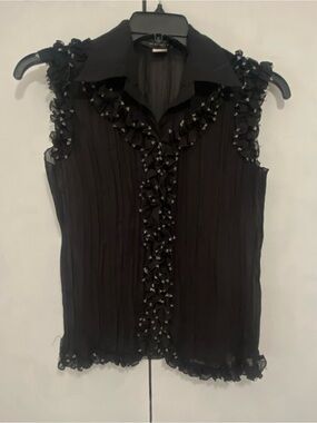 Windsor Black Sleeveless Ruffle-Trim Button-Down Blouse